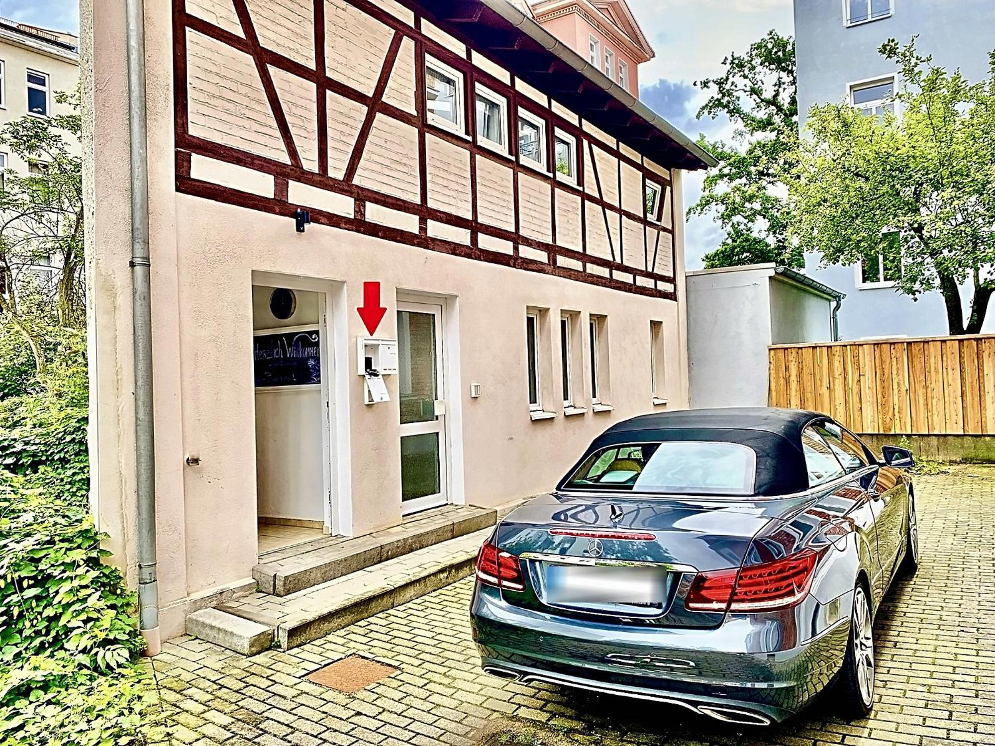 Die Remise Mit Kostenlosem Parkplatz Direkt Vor Der Tuer Erfurt Kültér fotó