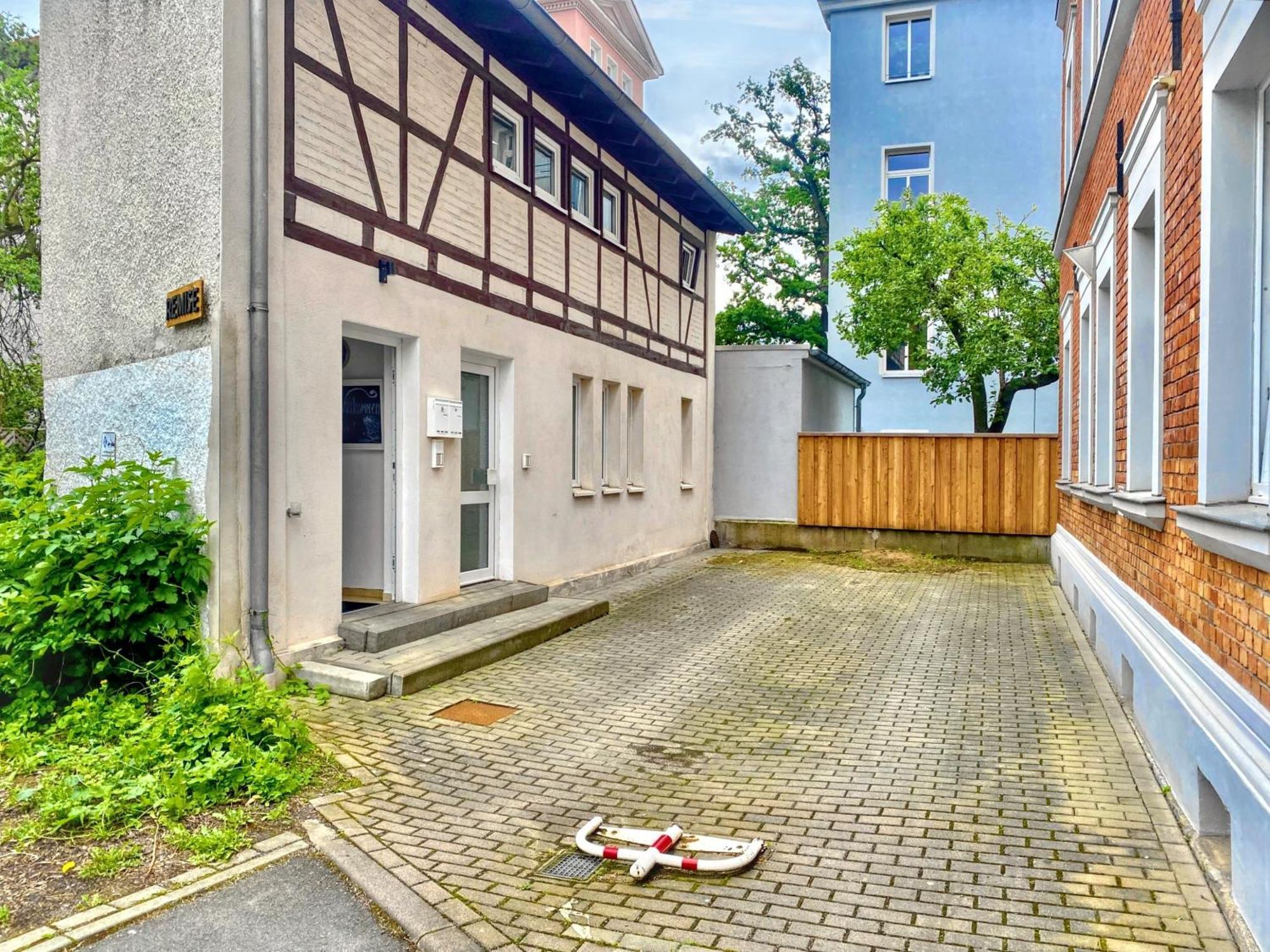 Die Remise Mit Kostenlosem Parkplatz Direkt Vor Der Tuer Erfurt Kültér fotó